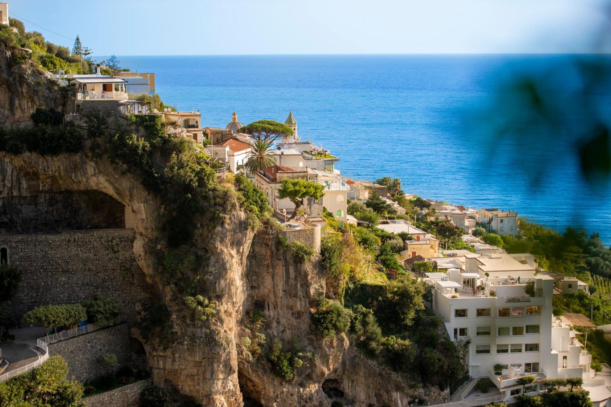 Hotel Pellegrino Praiano Exteriör bild