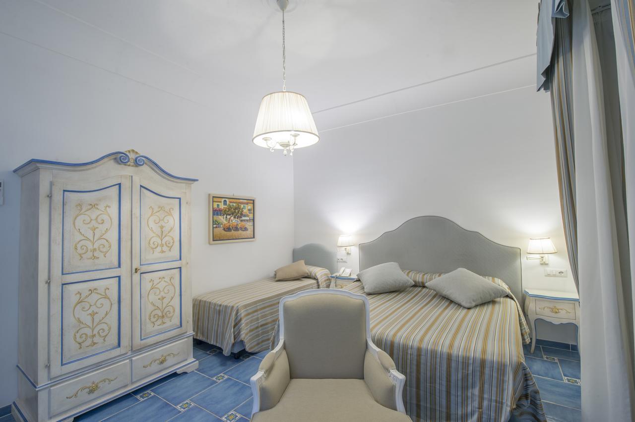 Hotel Pellegrino Praiano Exteriör bild